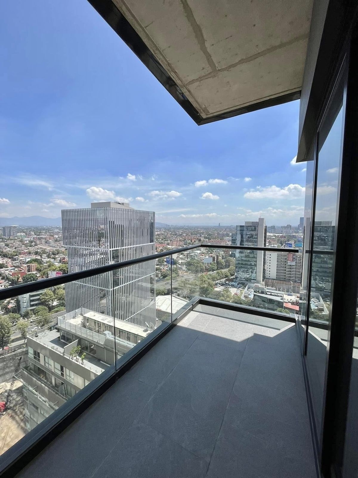 498, Avenida Río San Joaquín, Ampliación Granada, 11529 con 3 Recámaras, 2 Baños, 192 Metros Cuadrados y 3 Puestos de Estacionamiento 498, Avenida Río San Joaquín, Ampliación Granada, 11529 con 3 Recámaras, 2 Baños, 192 Metros Cuadrados y 3 Puestos de Estacionamiento